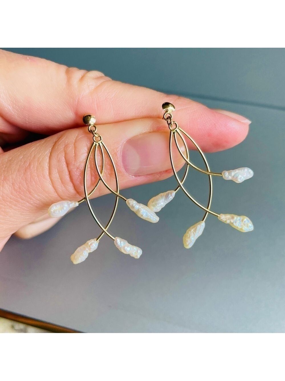 14k Gold Fresh Water Pearl Vintage Chandelier Earrings - Picture 4 of 6